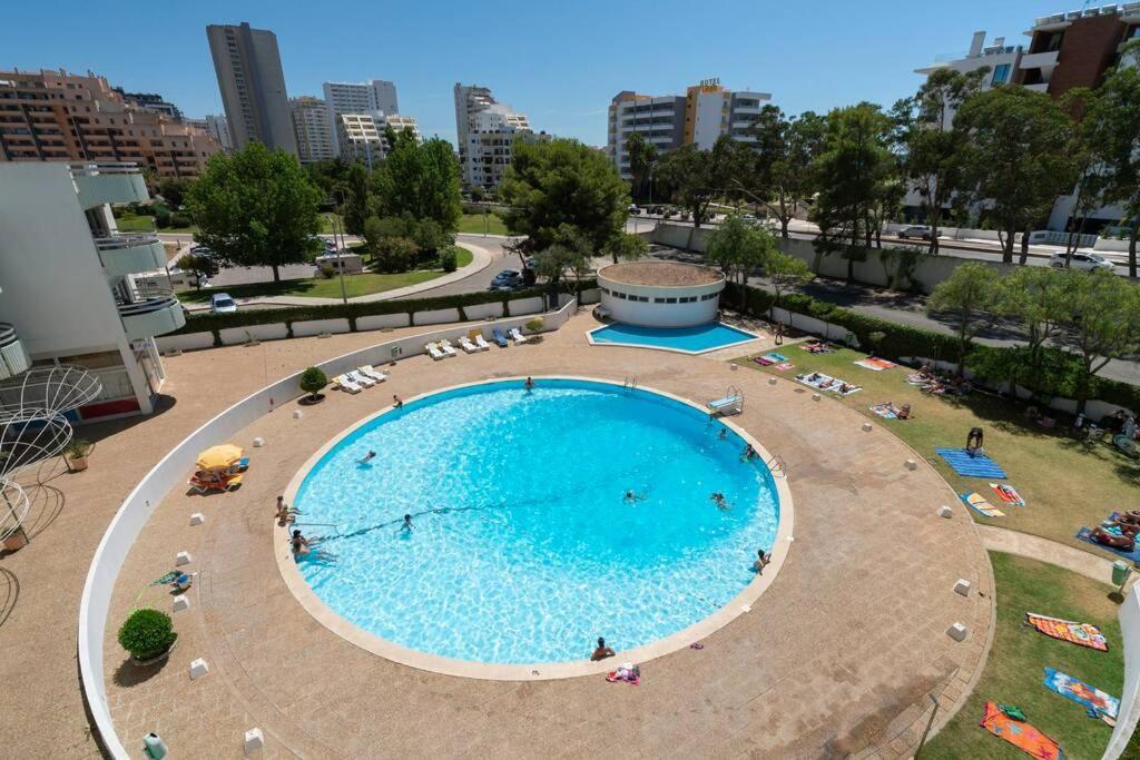 Front Beach Apartment Portimao Exterior photo