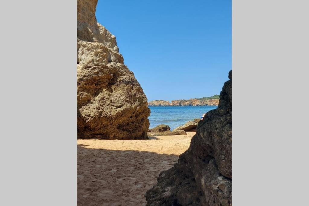 Front Beach Apartment Portimao Exterior photo